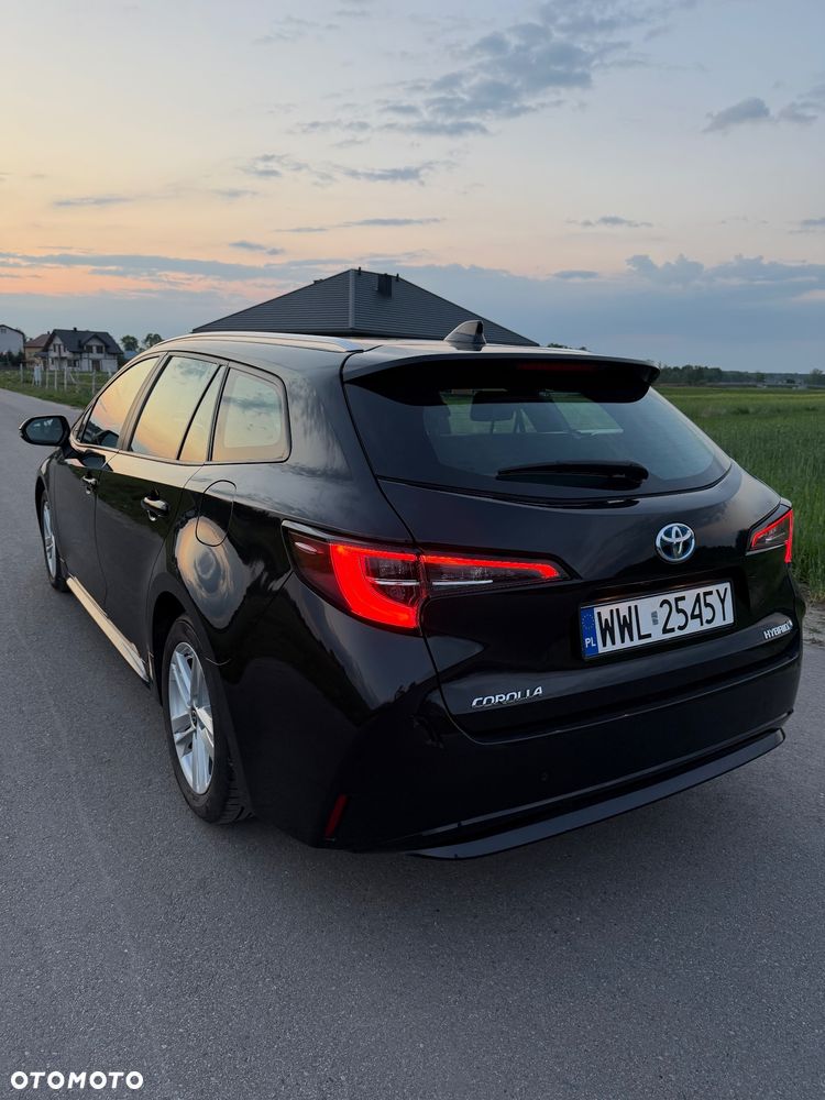 Toyota Corolla 1.8 Hybrid Club - 11