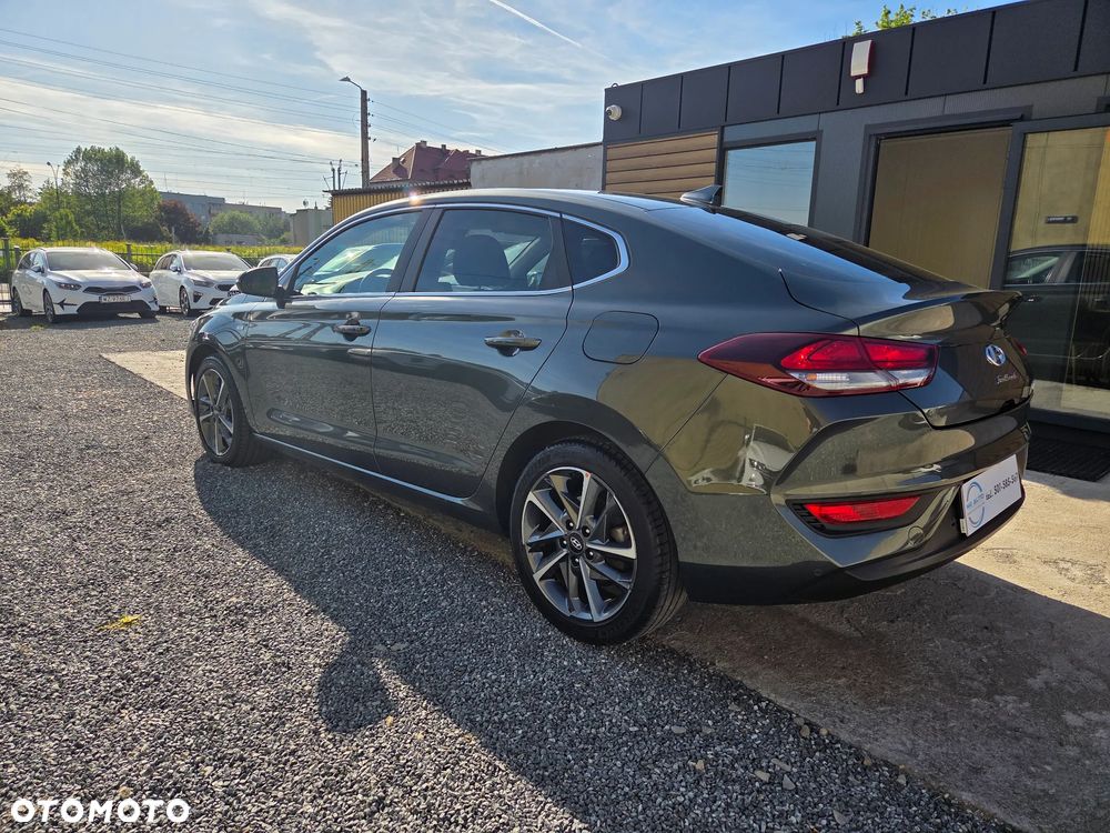 Hyundai i30 1.5 T-GDI 48V Comfort DCT - 8