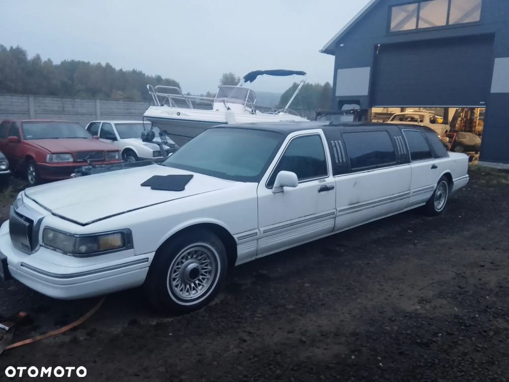 Lincoln Town Car 1997 photo 5