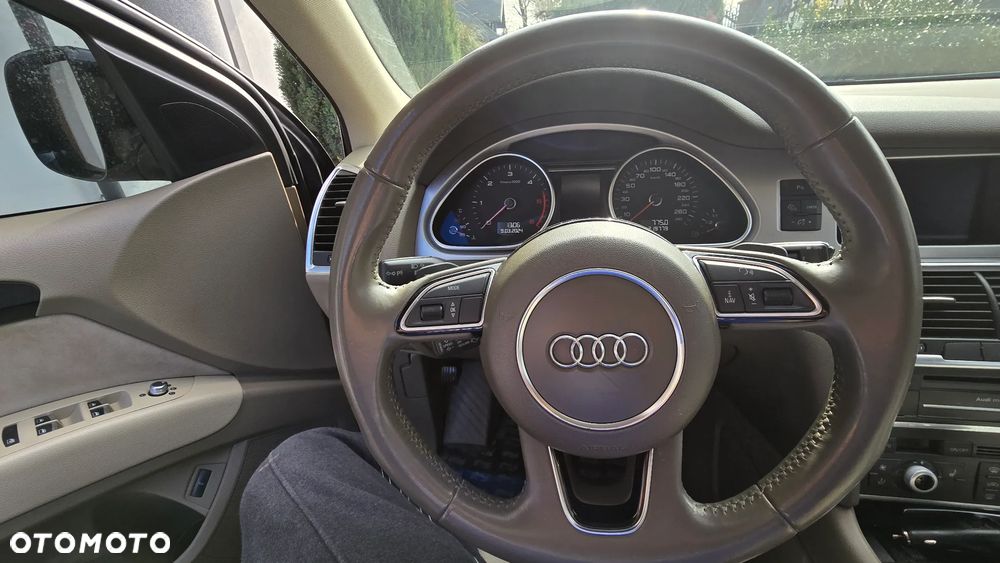 Audi Q7 3.0 TDI DPF Quattro Tiptronic - 25