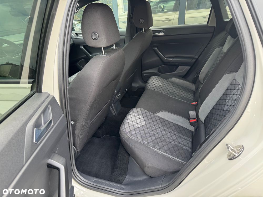 Volkswagen Taigo 1.0 TSI OPF DSG R-Line - 30