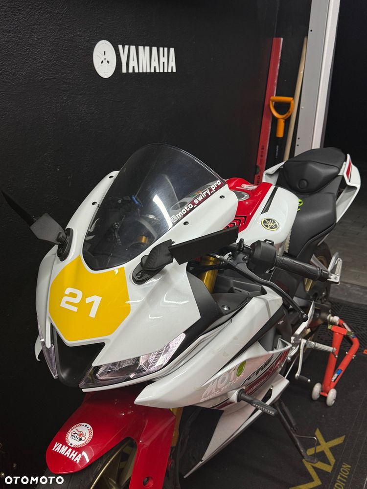 Yamaha YZF - 2