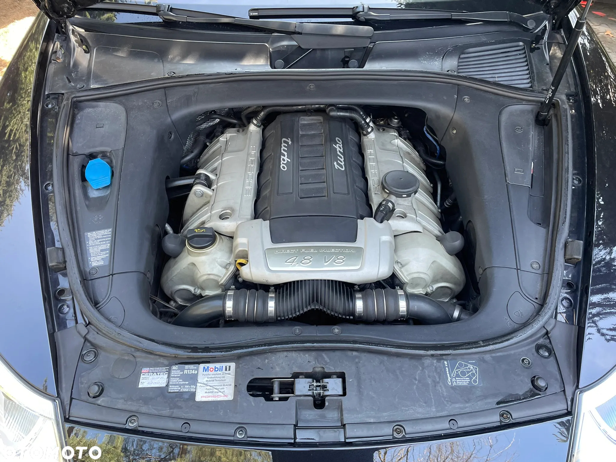 Porsche Cayenne Turbo - 21