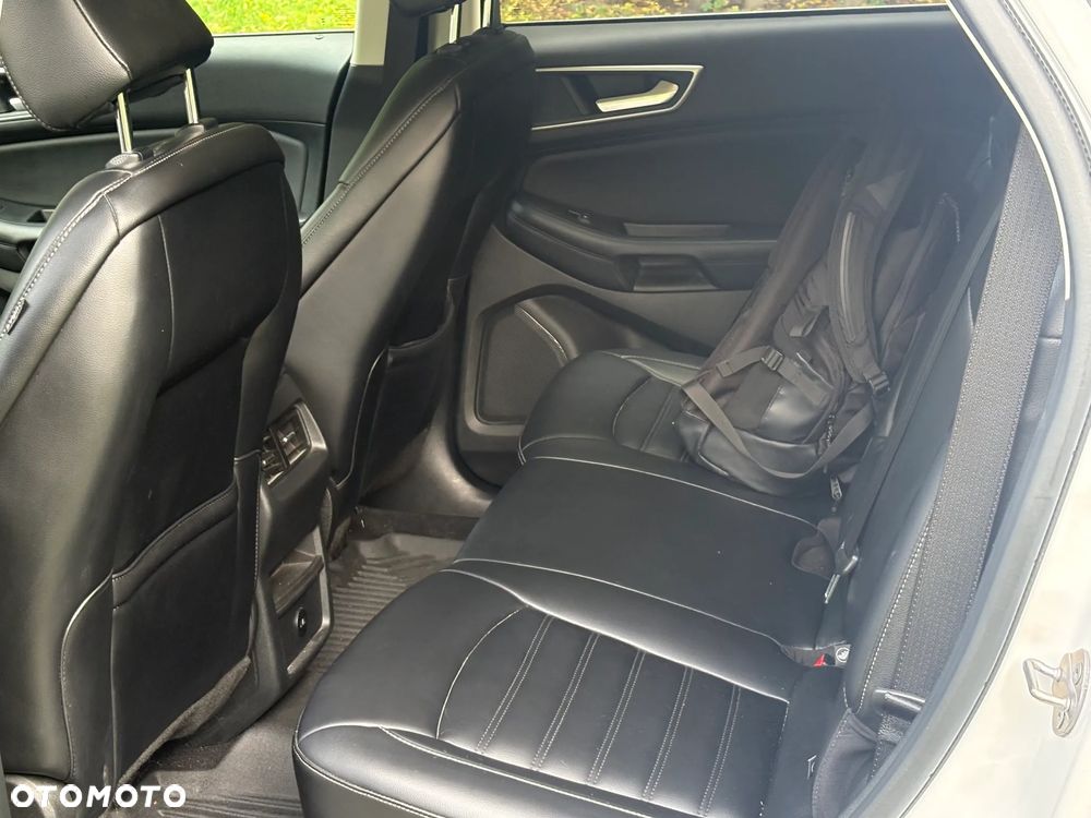 Ford Edge - 12