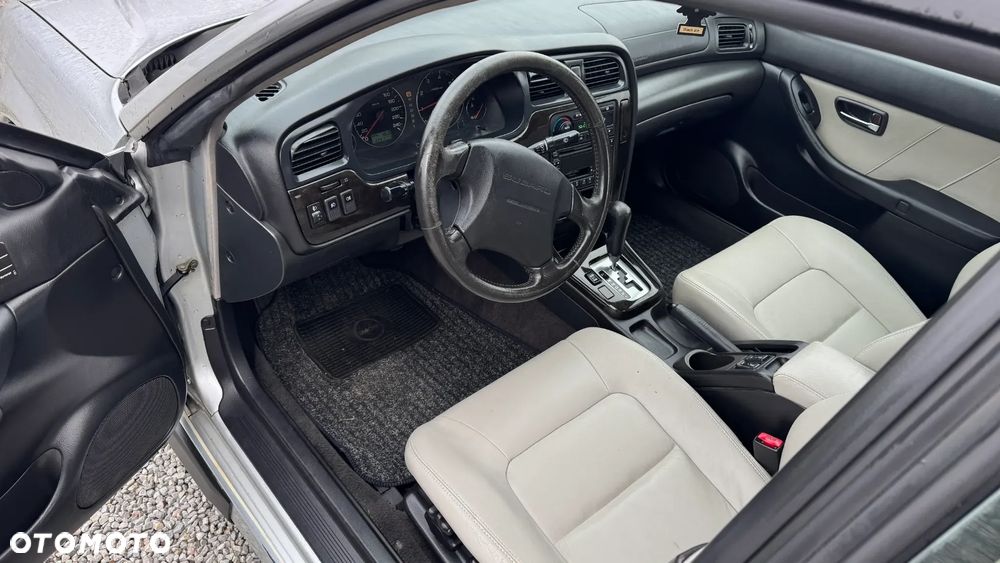 Subaru Legacy 2.5GX 16v 4x4 - 12