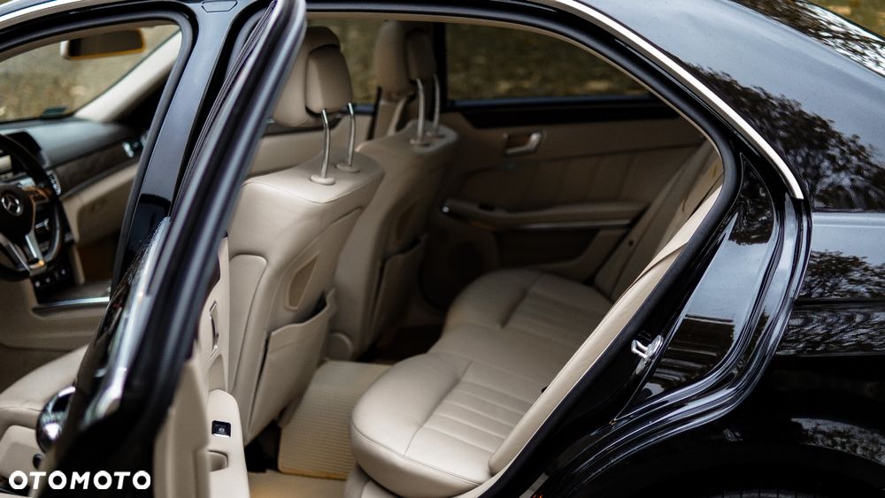 Mercedes-Benz Klasa E 350 BlueTEC 4-Matic Avantgarde - 11