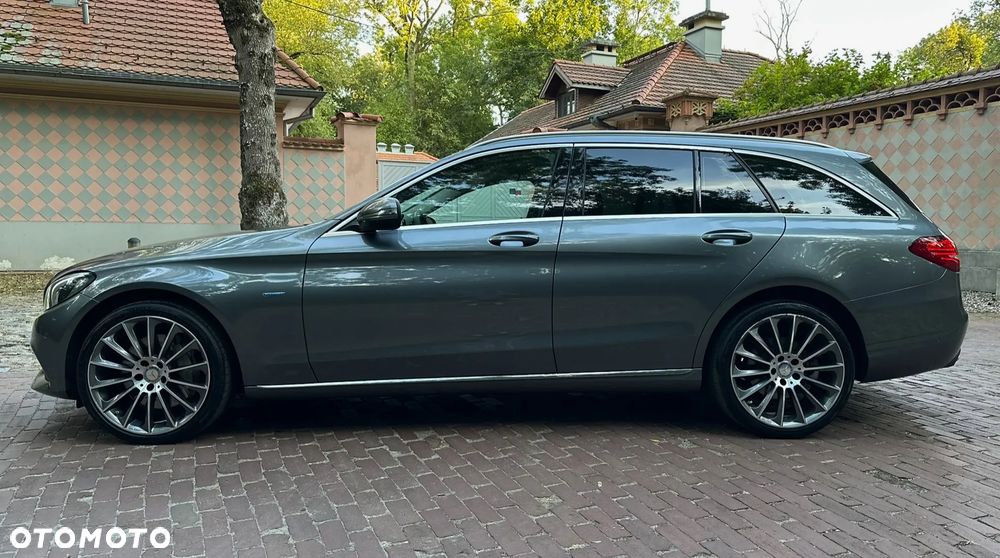 Mercedes-Benz Klasa C 350 e T 7G-TRONIC Avantgarde - 23