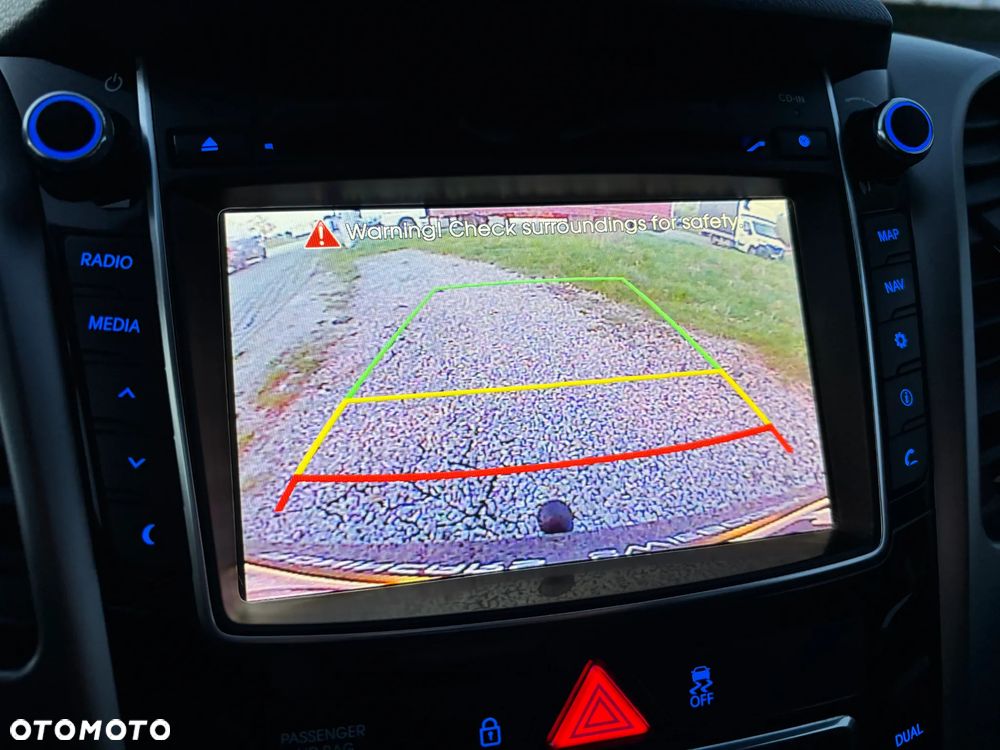 Hyundai i30 i30cw 1.6 CRDi Intro Edition - 27