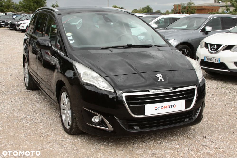 Peugeot 5008 HDI 150 Allure - 3