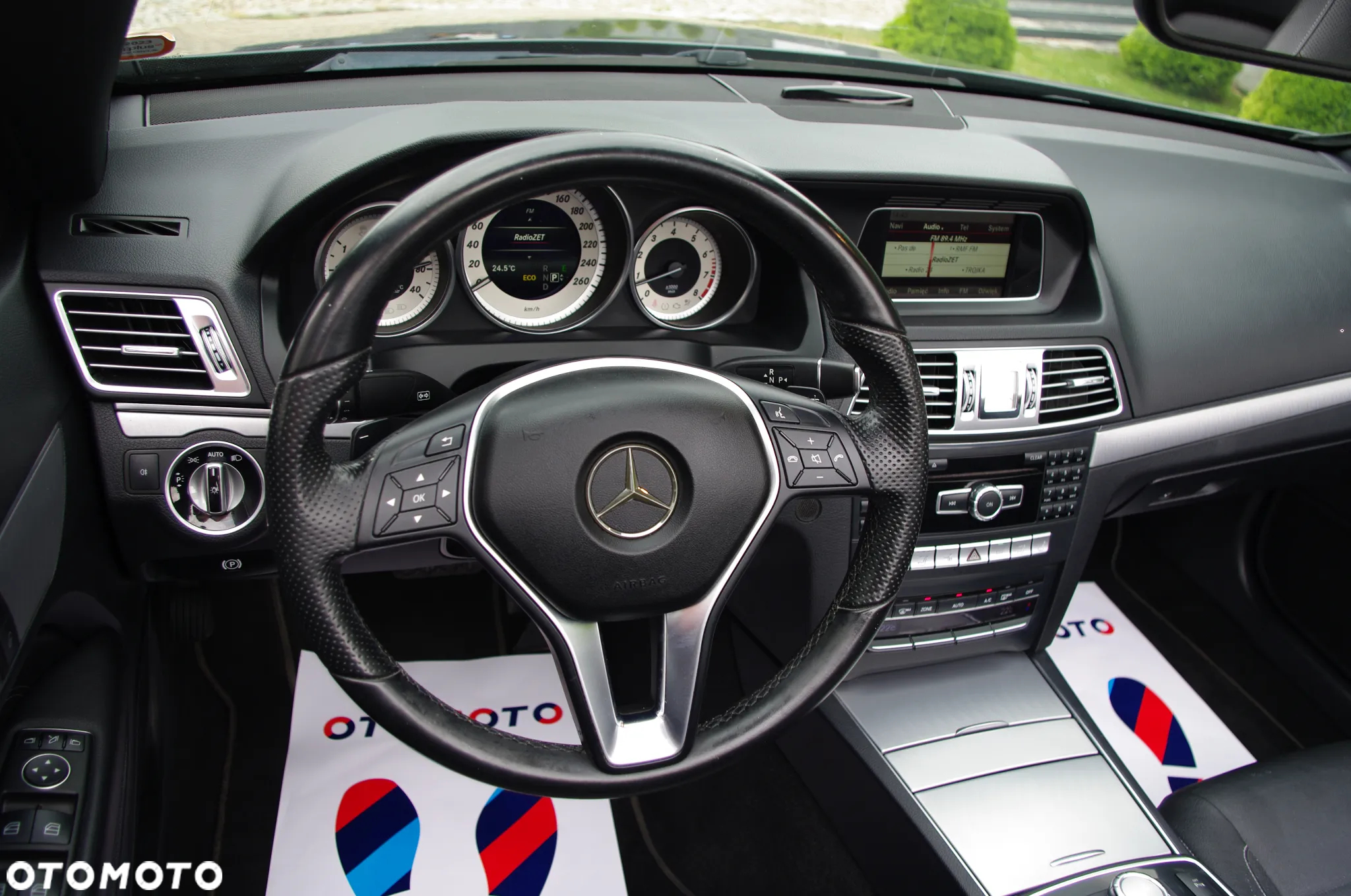 Mercedes-Benz Klasa E 250 Cabrio 7G-TRONIC Sport Edition - 3