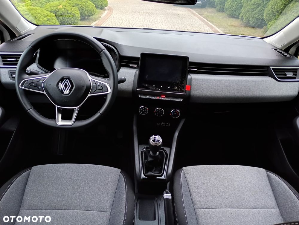 Renault Clio - 14