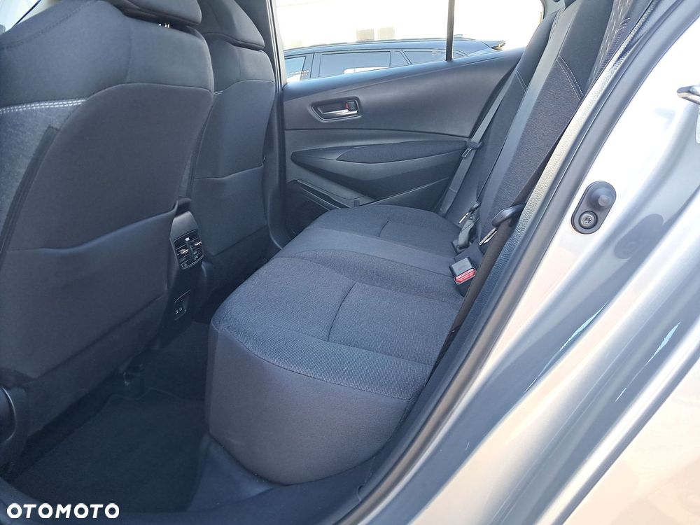 Toyota Corolla - 27
