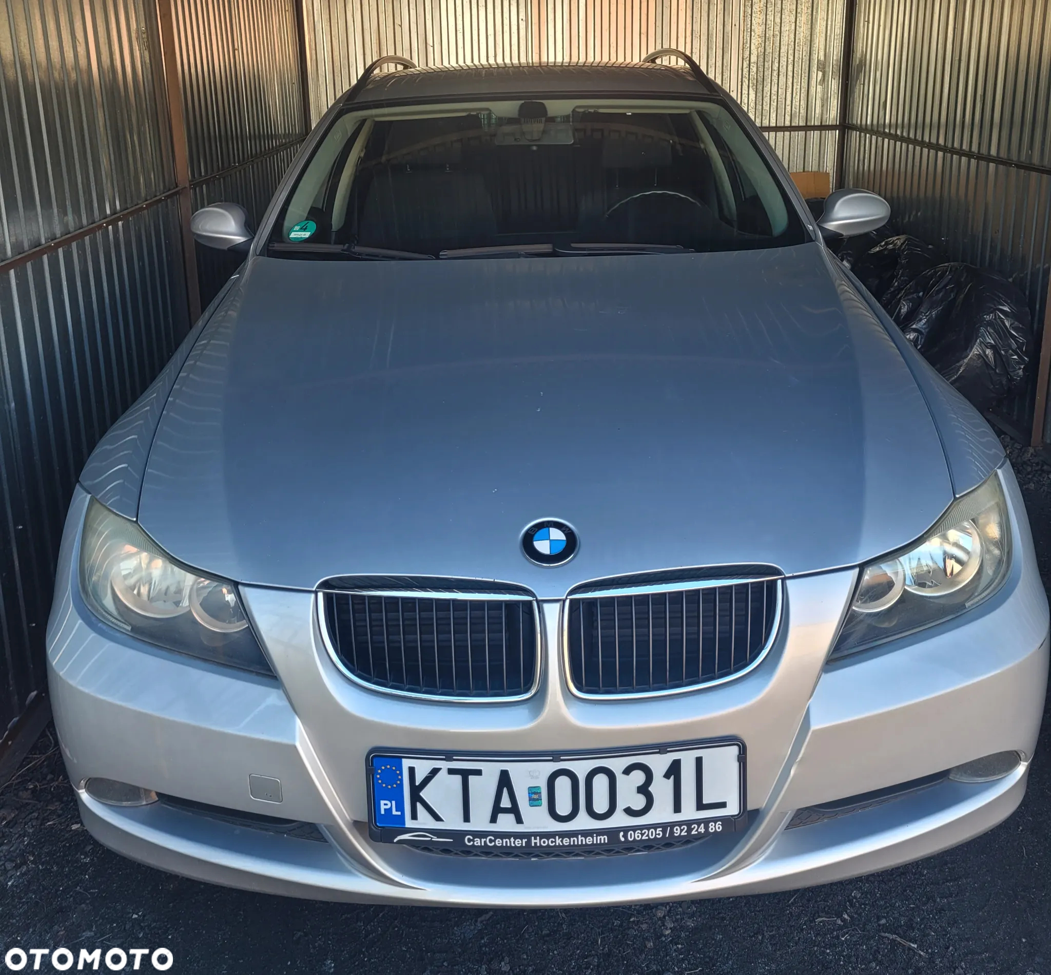 BMW Seria 3 318i - 2