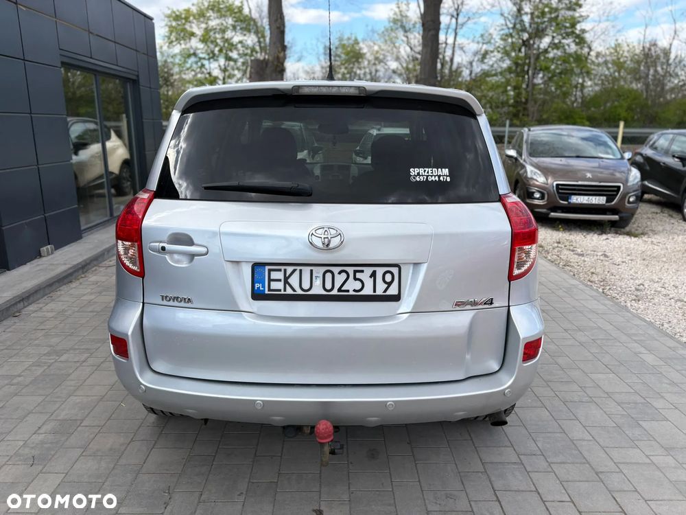 Toyota RAV4 2.2 D-4D 4x2 - 7