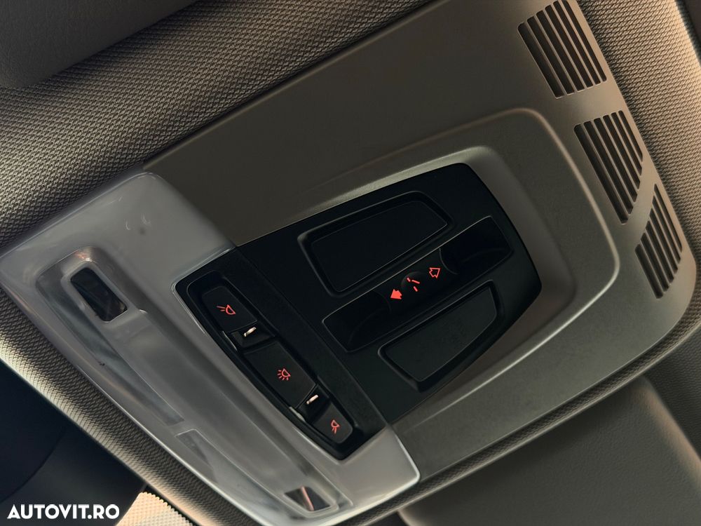 BMW Seria 1 116i Sport Line - 31