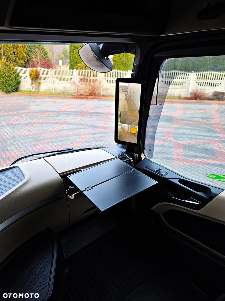 Mercedes-Benz ACTROS MP5 1853 / Salonka / Aktywny asystent kierowania / Klima postojowa - 14