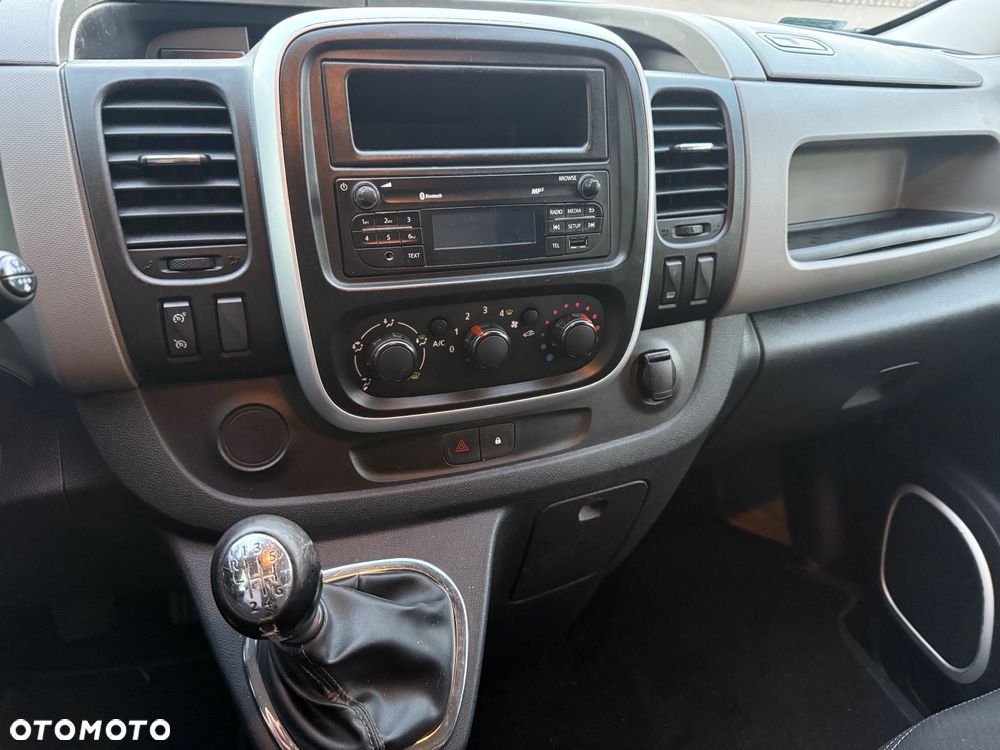Renault Trafic - 10