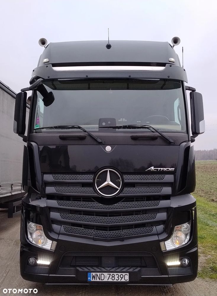 Mercedes-Benz Actros MP4 - 2