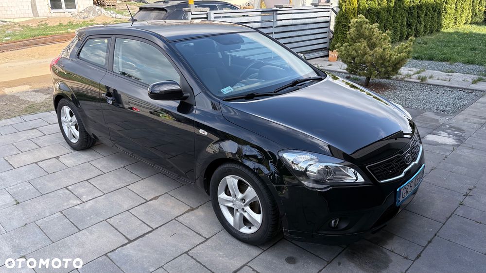 Kia Ceed 1.6 CRDi ISG Vision - 31