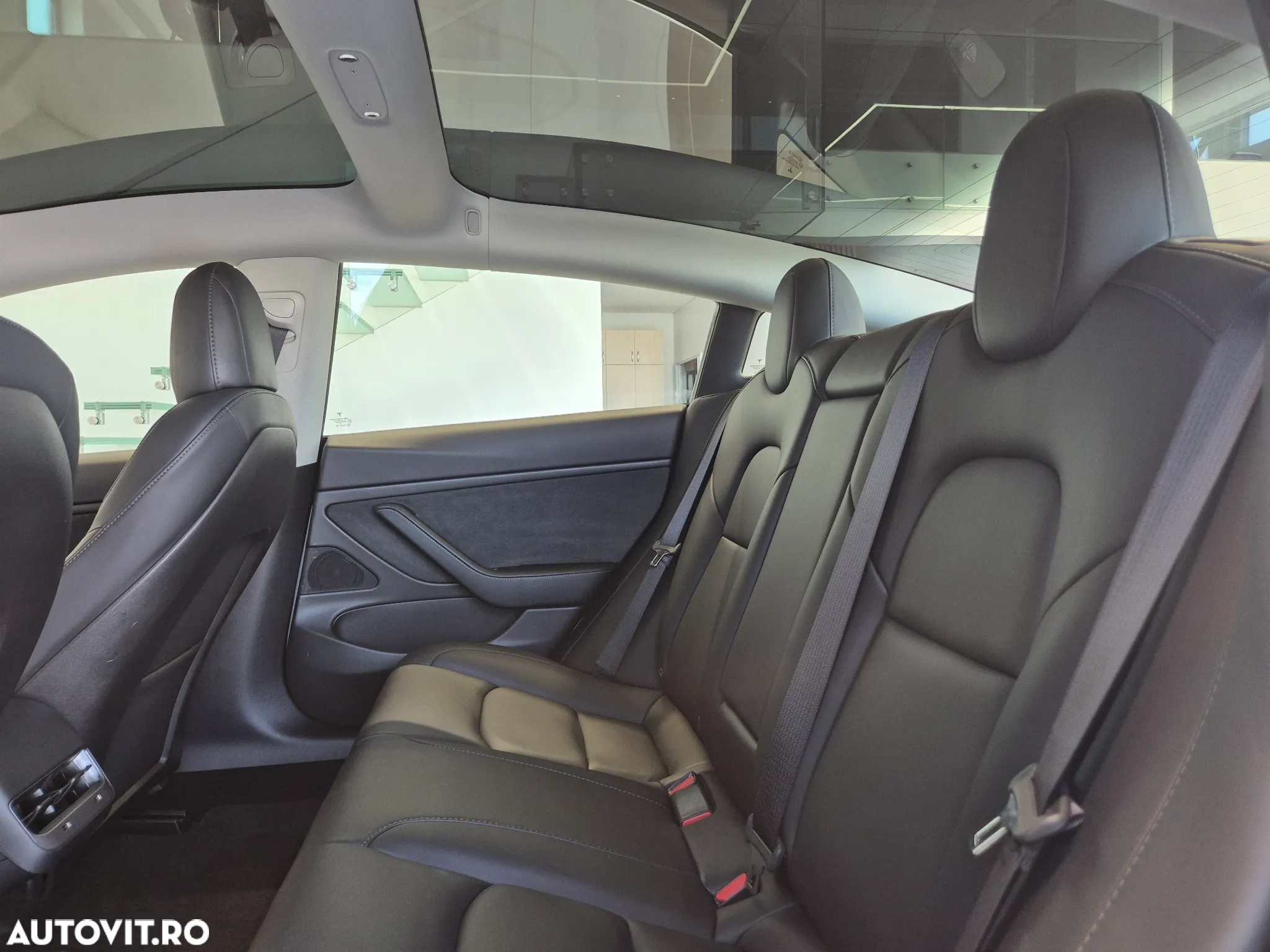 Tesla Model 3 Langstreckenbatterie Allradantrieb Dual Motor - 10