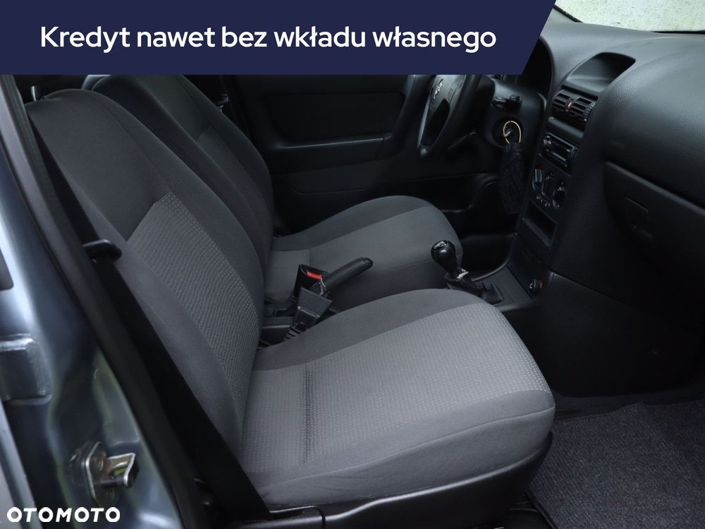 Opel Astra - 11