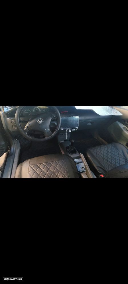 Honda Civic 1.5 LSi 16 V - 3