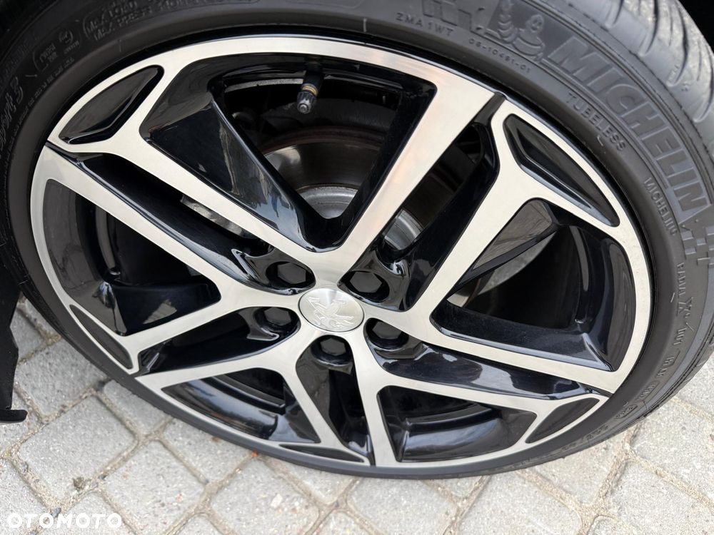Peugeot 308 - 16