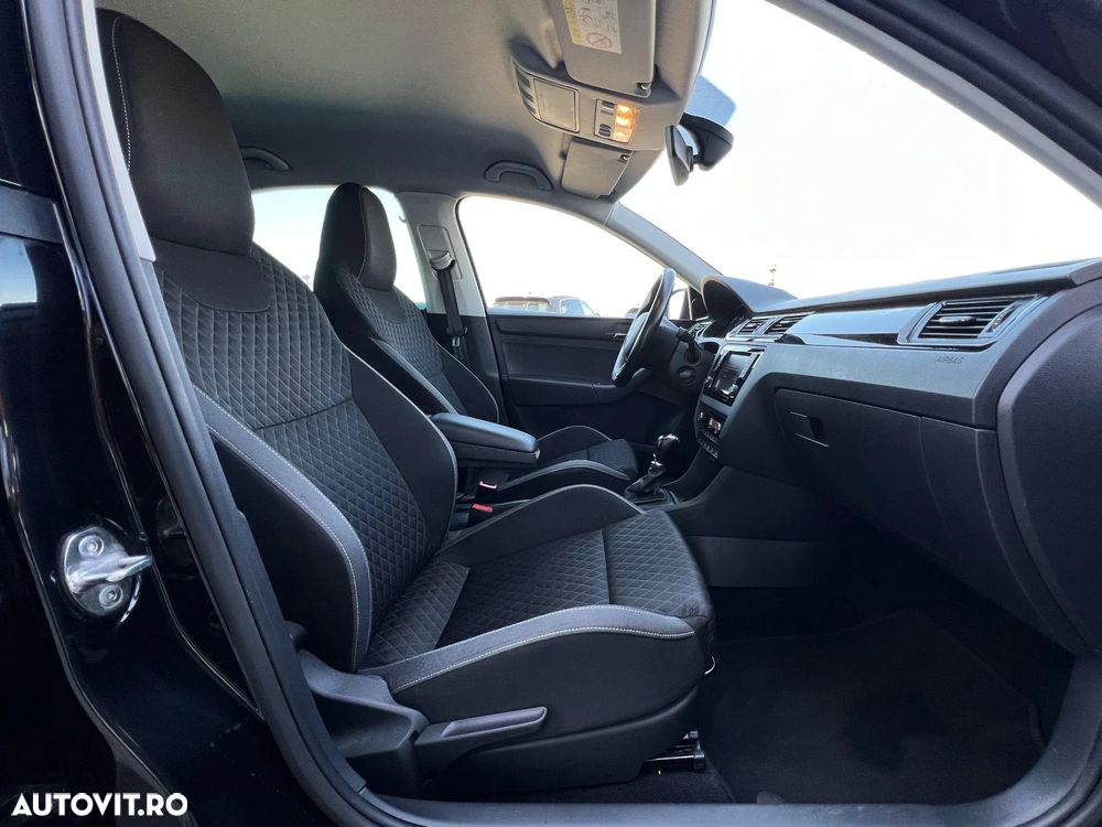 Skoda RAPID 1.2 TSI Style DSG - 15