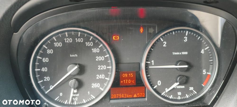 BMW Seria 3 318d - 6