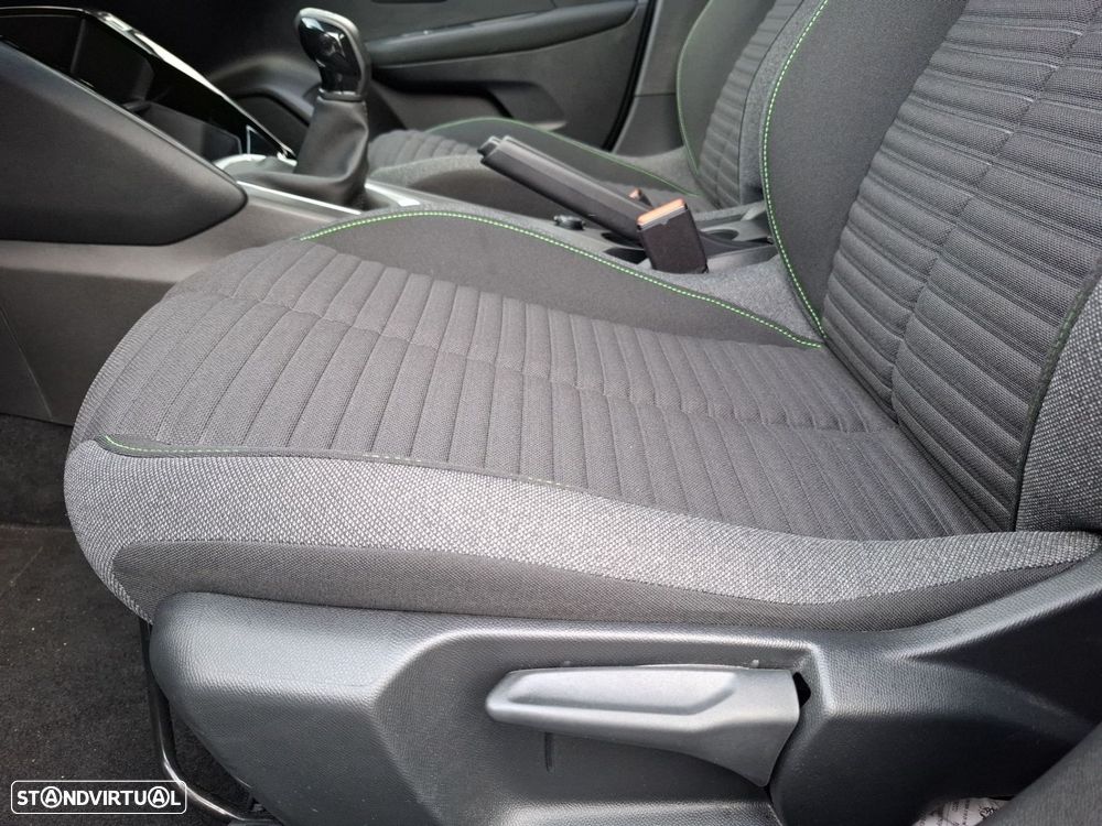 Peugeot 208 1.2 PureTech Active - 23