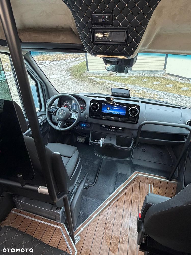 Mercedes-Benz Sprinter 519 - 7