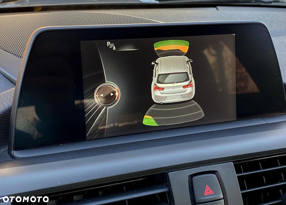 BMW Seria 1 120d M Sport - 38