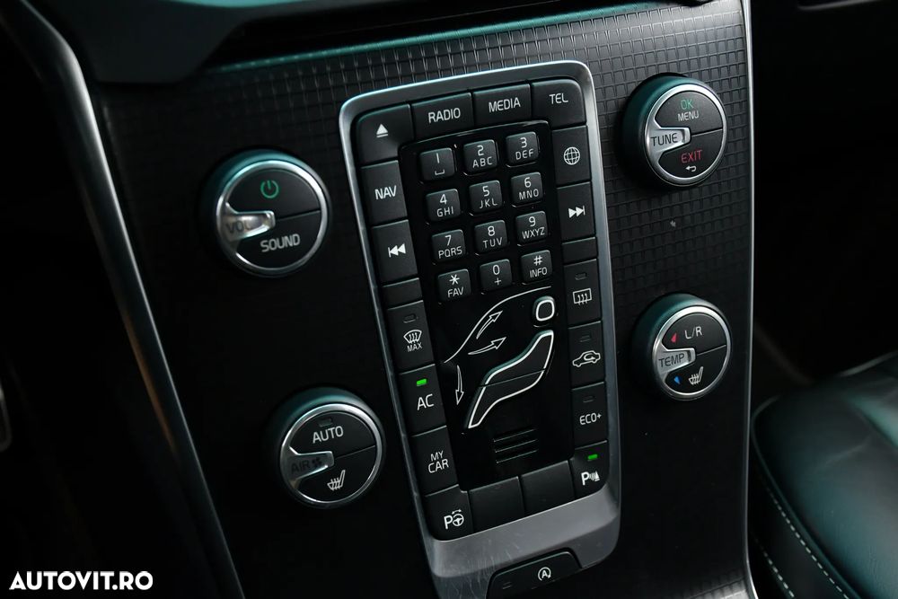 Volvo V40 D3 Geartronic RDesign - 14