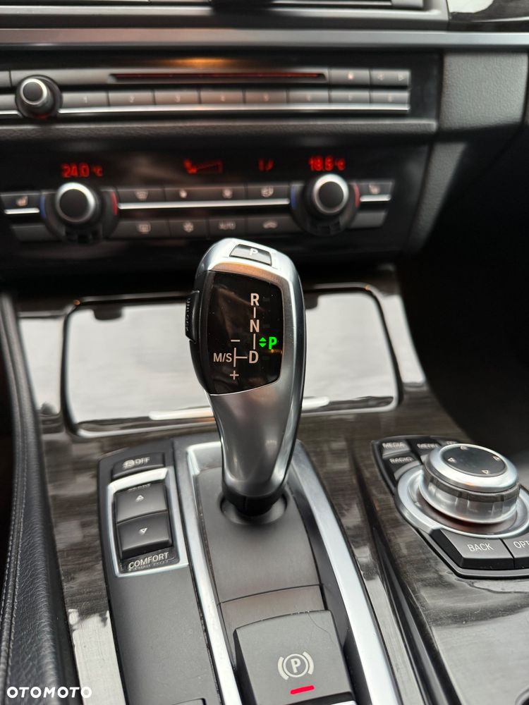 BMW Seria 5 520d - 18