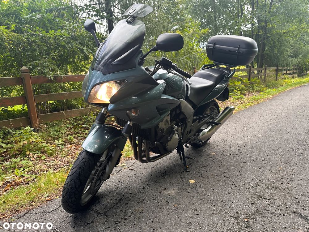 Honda CBF - 2