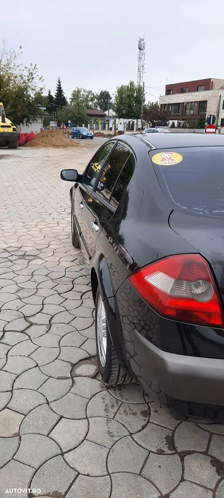 Renault Megane II Sedan 1.9 dCi Confort Privilege - 3