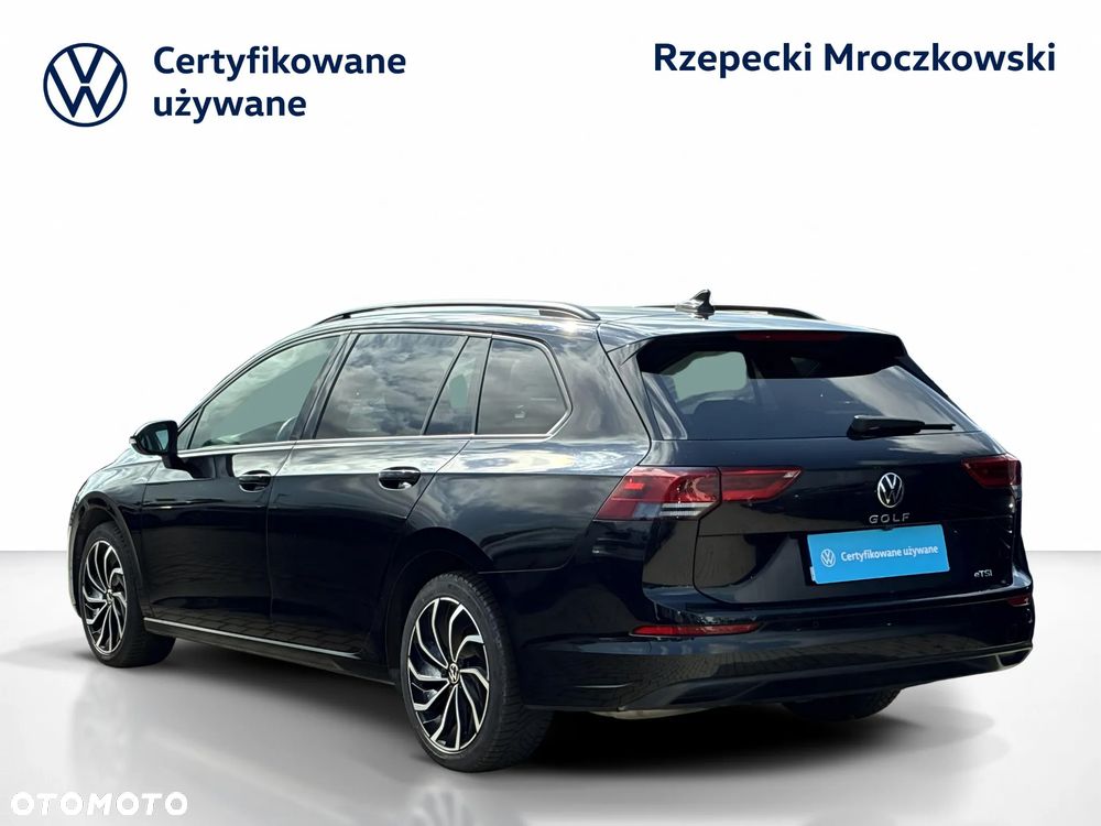Volkswagen Golf 1.5 eTSI mHEV Life DSG - 4