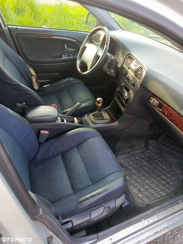 Volvo V40 1.9D - 8