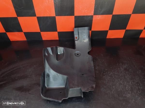 Cave De Roda Frente Direita Renault Master Iii Caixa (Fv) - 1