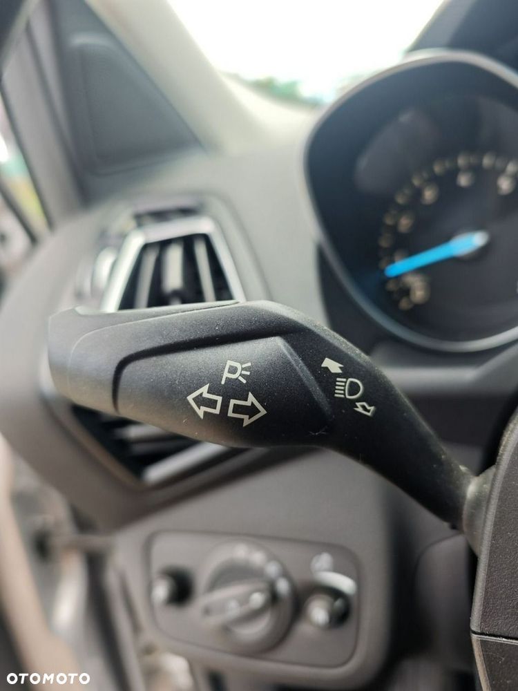 Ford Kuga - 20