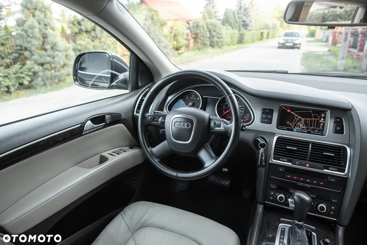 Audi Q7 3.0 TDI DPF quattro tiptronic - 29