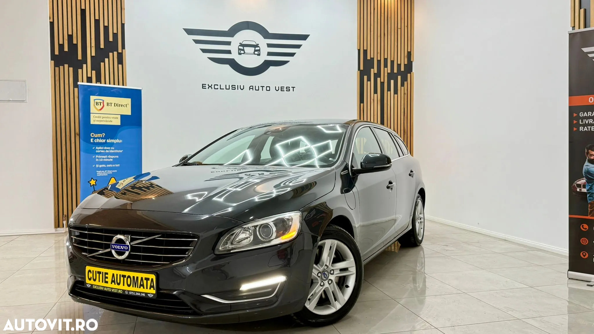 Volvo V60 D6 Plug-In-Hybrid AWD Geartronic Summum - 2