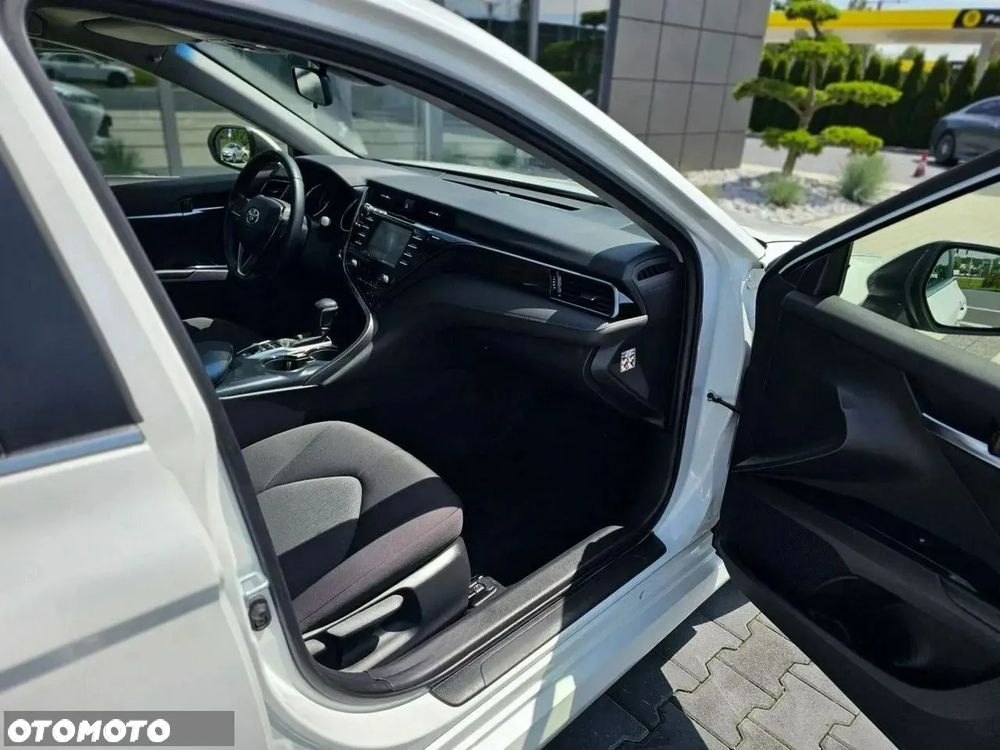 Toyota Camry 2.5 Hybrid Prestige CVT - 36