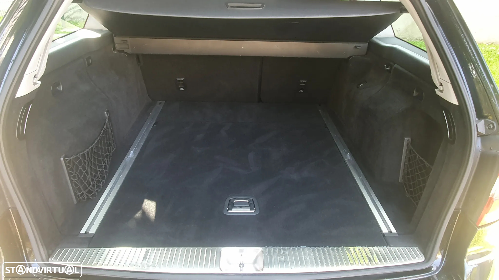 Mercedes-Benz E 250 CDi Avantgarde BlueEfficiency Auto. - 20