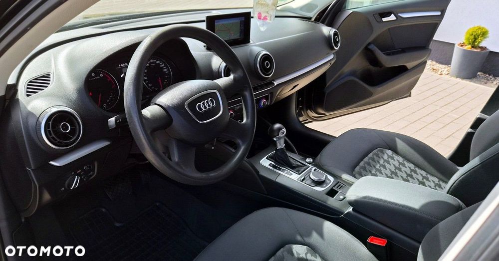 Audi A3 Sportback - 23