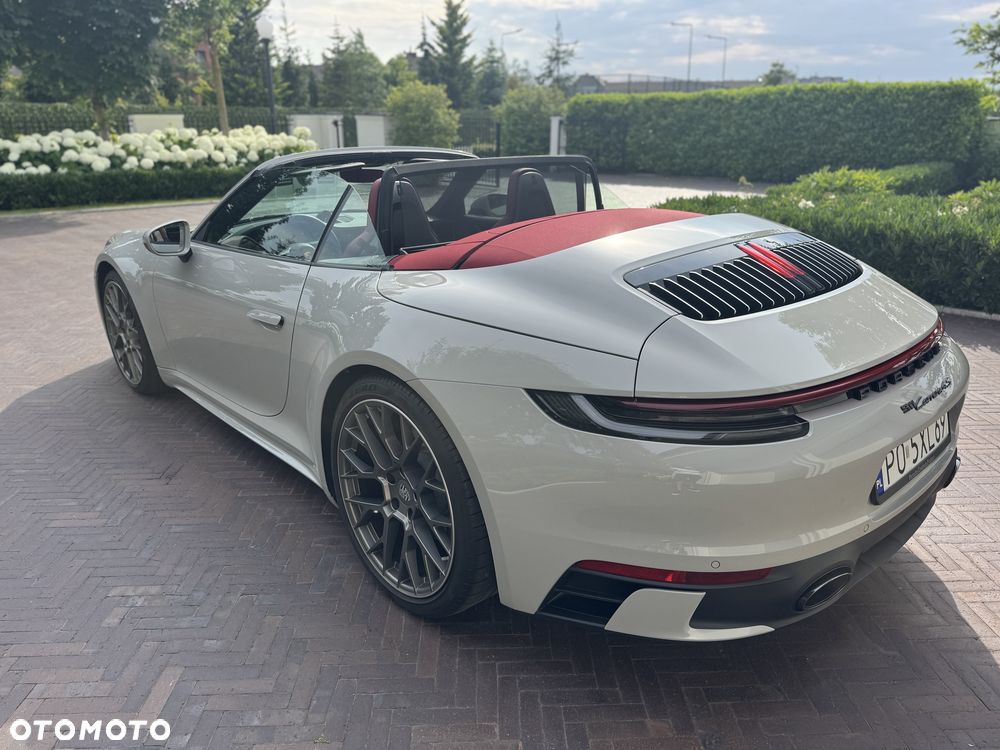 Porsche 911 Carrera 4S - 6