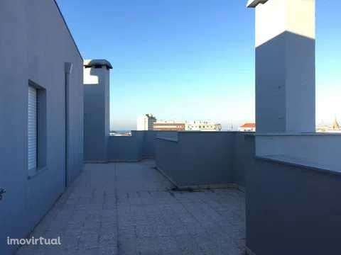Apartamento T1 no centro de Viana, com vistas e terraço generosos. - Grande imagem: 4/10