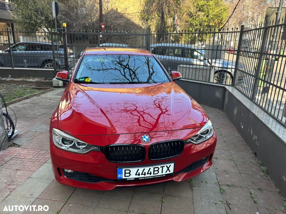 BMW Seria 3 320i - 2