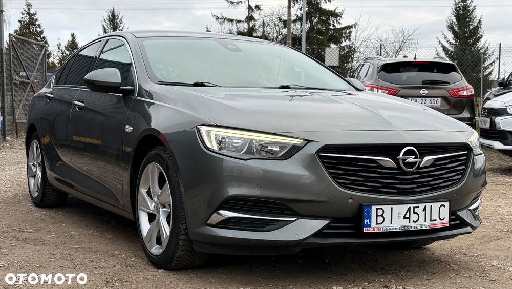 Opel Insignia - 2