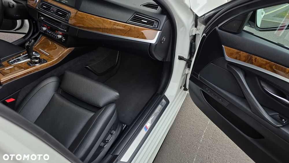 BMW Seria 5 535d xDrive - 18